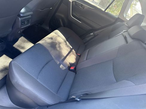 Used 2025 Toyota RAV4 LE image 33