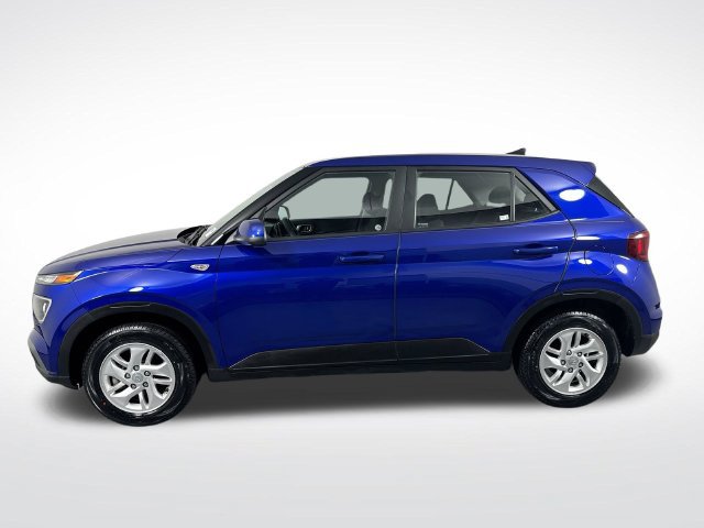 Used 2022 Hyundai Venue SE FWD image 28
