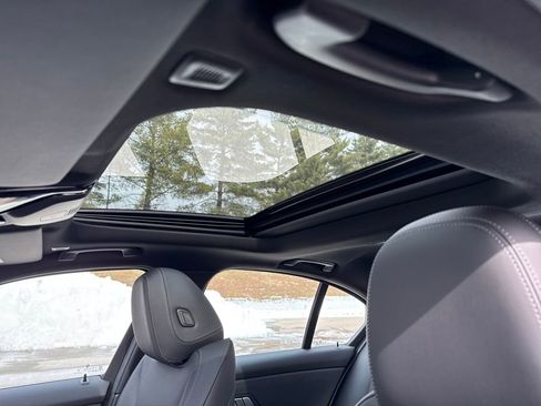 Used 2026 BMW 330i xDrive Sedan w/ Premium Package image 22