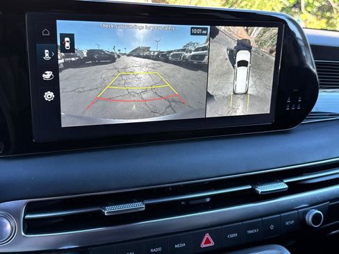 Used 2023 Hyundai Palisade Calligraphy image 30