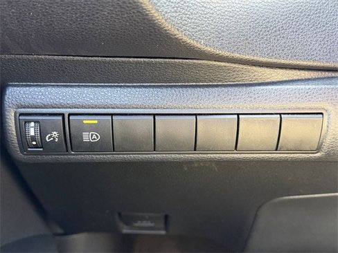 Certified 2024 Toyota Corolla LE image 21