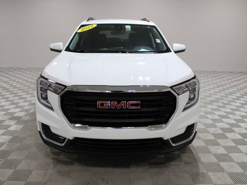 Used 2022 GMC Terrain SLE w/ Driver Convenience Package image 5