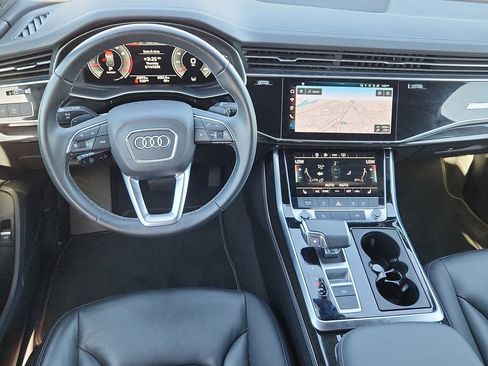 Used 2025 Audi Q7 3.0T Premium Plus AWD/4WD image 12