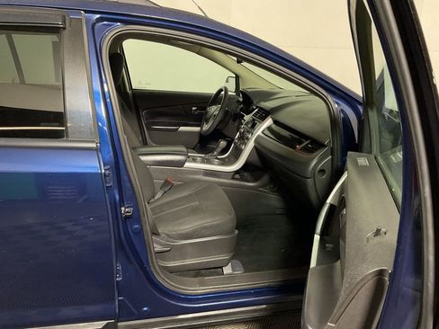 Used 2012 Ford Edge SE FWD image 29