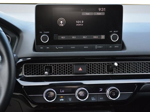 Used 2025 Honda Civic Sport image 12