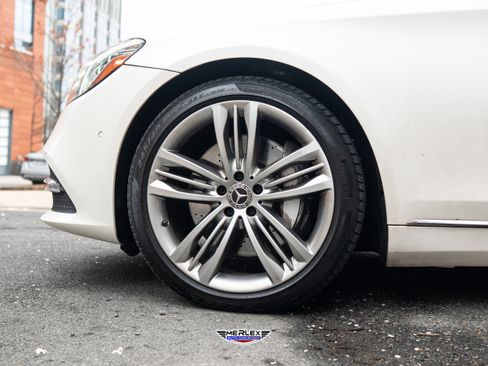 Used 2019 Mercedes-Benz S 560 Sedan image 10