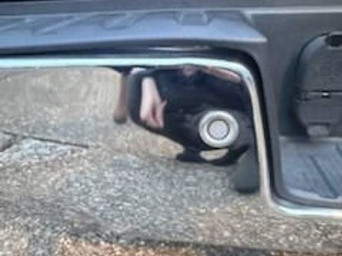 Used 2017 GMC Sierra 1500 SLT image 2