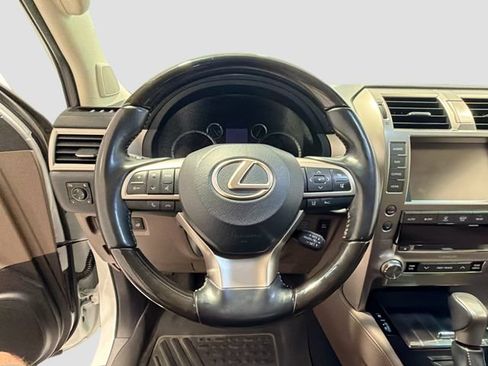 Used 2021 Lexus GX 460 Premium w/ Premium Package AWD/4WD image 10