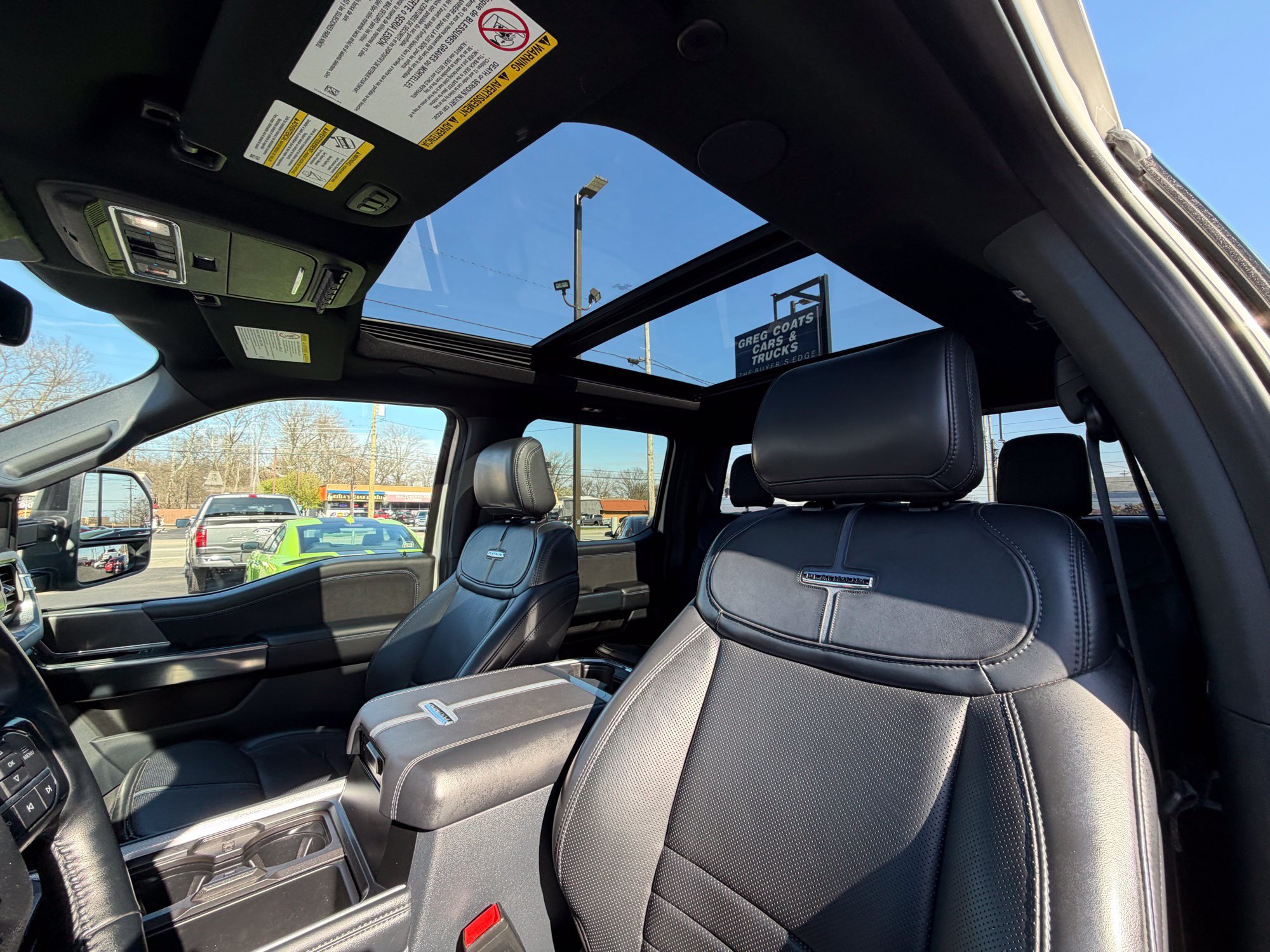 Used 2025 Ford F450 Platinum w/ FX4 Off-Road Package AWD/4WD image 27