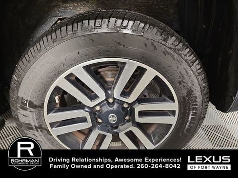 Used 2015 Toyota 4Runner Limited AWD/4WD image 10