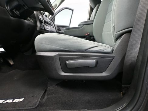 Used 2019 RAM 1500 ST w/ SXT Plus Group AWD/4WD image 21