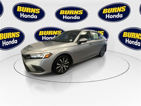 Certified 2024 Honda Civic EX-L image 4