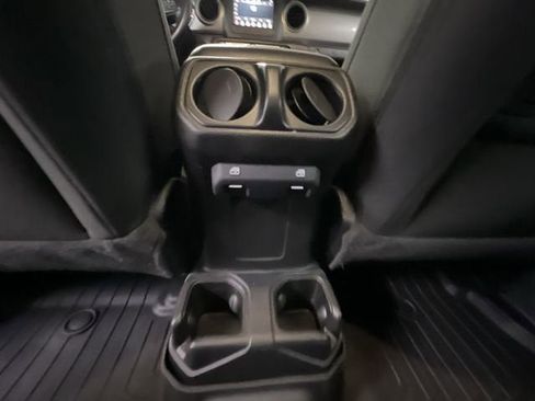 Used 2021 Jeep Wrangler Unlimited Sport image 20