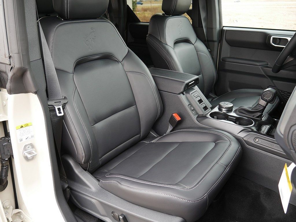 New 2026 Ford Bronco Outer Banks AWD/4WD image 36