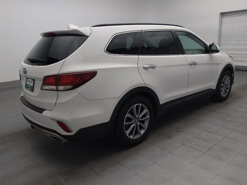 Used 2018 Hyundai Santa Fe SE w/ Cargo Package FWD image 10