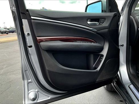Used 2016 Acura MDX SH-AWD w/ Technology Package image 25