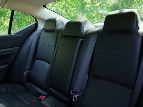 Used 2022 Nissan Altima 2.5 Platinum image 15