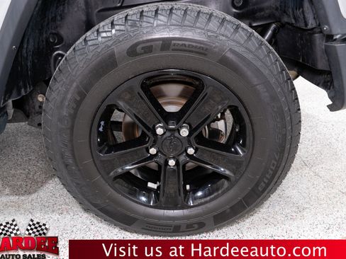 Used 2020 Jeep Wrangler Unlimited Sahara AWD/4WD image 10