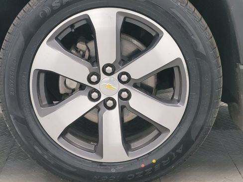 Used 2019 Chevrolet Traverse LT w/ LT Premium Package AWD/4WD image 31