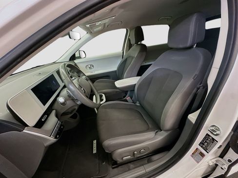 Used 2024 Hyundai Ioniq 5 SE AWD/4WD image 13