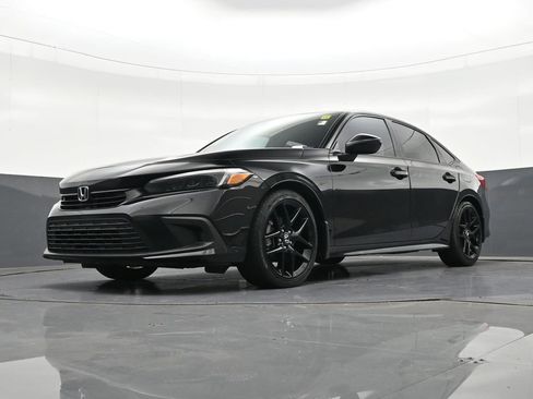 Used 2023 Honda Civic Sport image 23