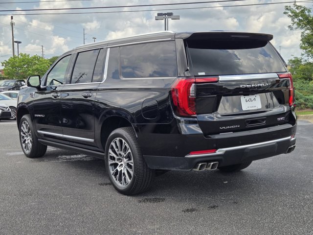 Used 2026 GMC Yukon XL Denali w/ Sun & Power Step Package AWD/4WD image 9