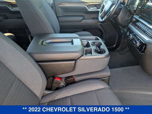 Used 2022 Chevrolet Silverado 1500 LT AWD/4WD image 29