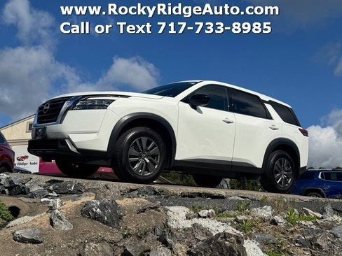 Used 2024 Nissan Pathfinder S AWD/4WD image 1