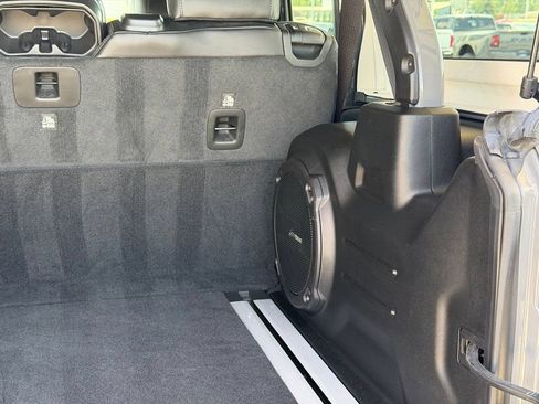 Used 2022 Jeep Wrangler Unlimited Rubicon w/ Trailer Tow Package AWD/4WD image 37
