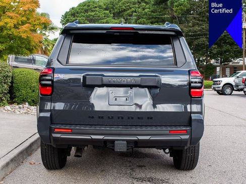Used 2025 Toyota 4Runner SR5 RWD image 4