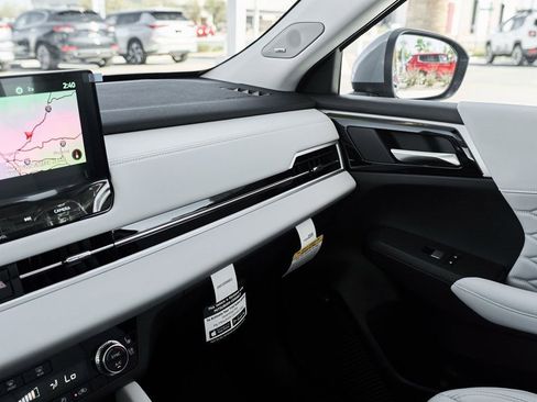 New 2026 Mitsubishi Outlander SEL FWD image 55