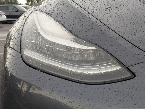 Used 2022 Tesla Model Y Long Range AWD/4WD image 12