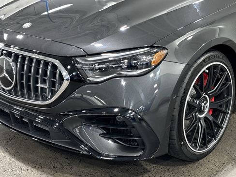 New 2026 Mercedes-Benz E 53 AMG e 4MATIC Sedan image 8