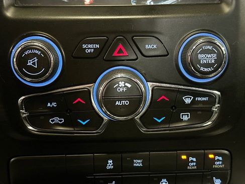 Used 2017 RAM 1500 Big Horn image 17