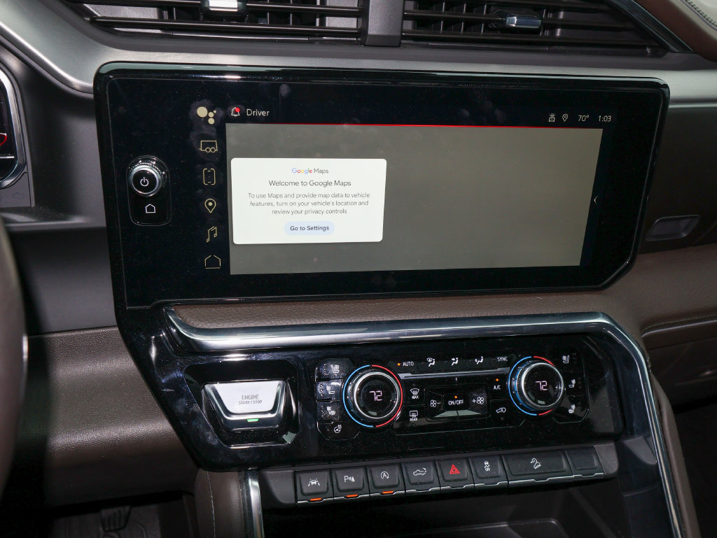 Used 2025 GMC Sierra 1500 Denali AWD/4WD image 17