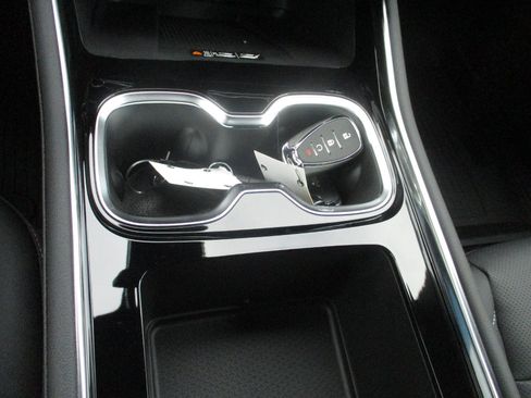 New 2026 Chevrolet Traverse LT w/ Driver Confidence Package image 18