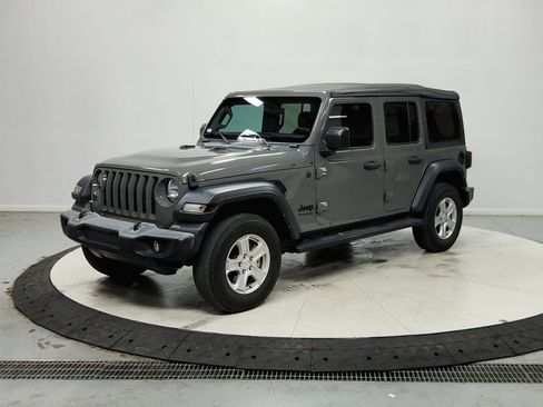 Used 2022 Jeep Wrangler Unlimited Sport AWD/4WD image 4