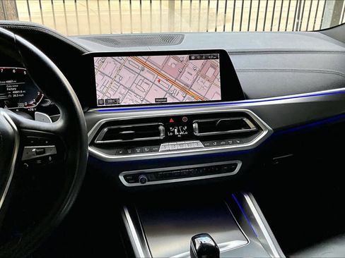 Used 2022 BMW X6 xDrive40i image 7