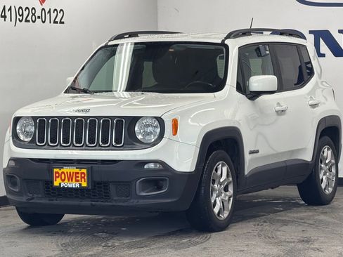 Used 2017 Jeep Renegade Latitude image 7