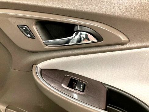Used 2019 Chevrolet Malibu LT w/ Driver Confidence Package II image 32