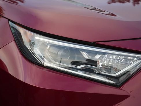 Used 2021 Toyota RAV4 Limited AWD/4WD image 10