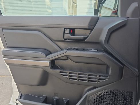 New 2026 Toyota Tacoma SR5 AWD/4WD image 23