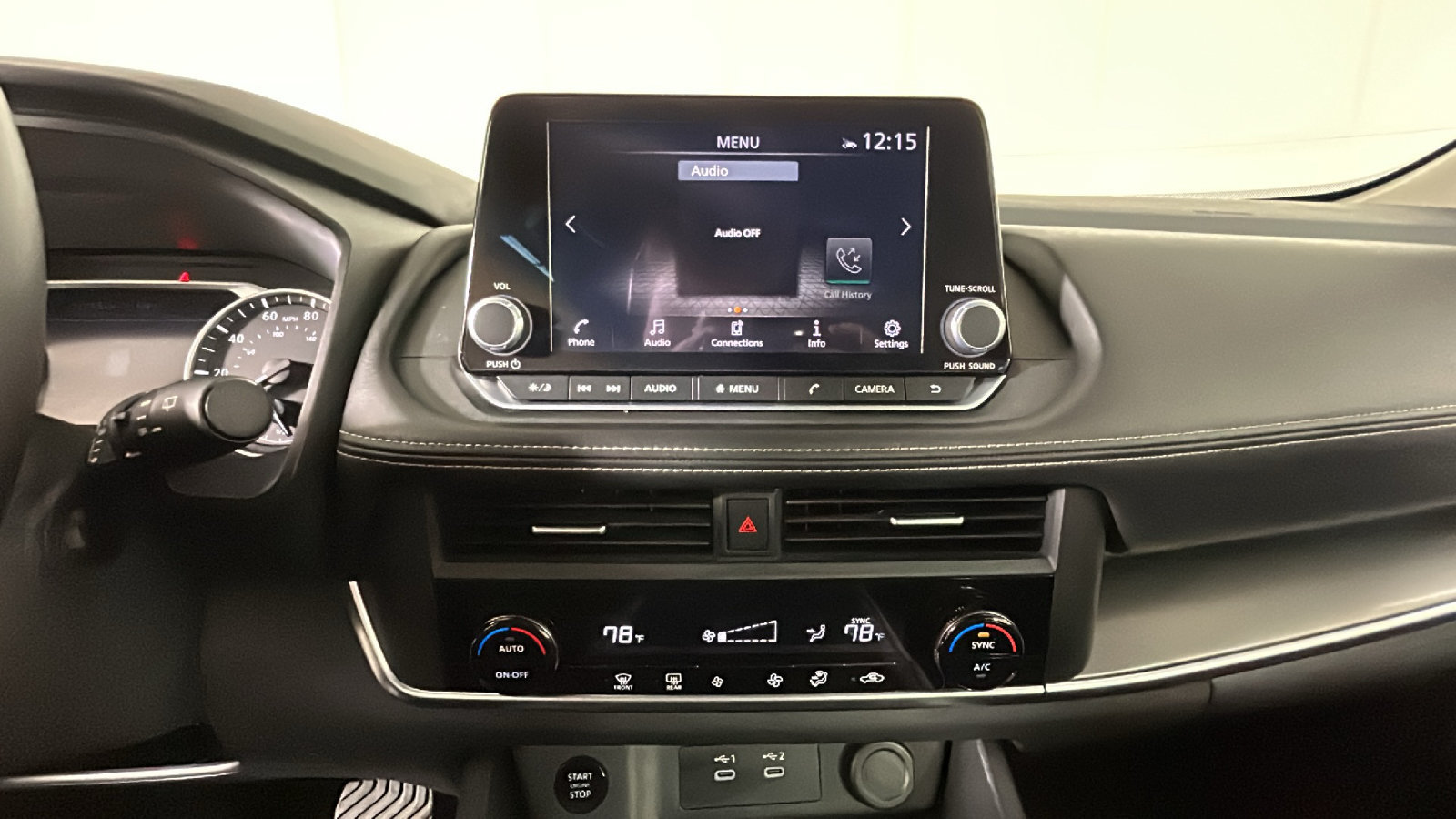 Used 2025 Nissan Rogue SV FWD image 27