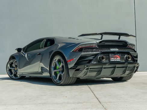 Used 2020 Lamborghini Huracan EVO image 8