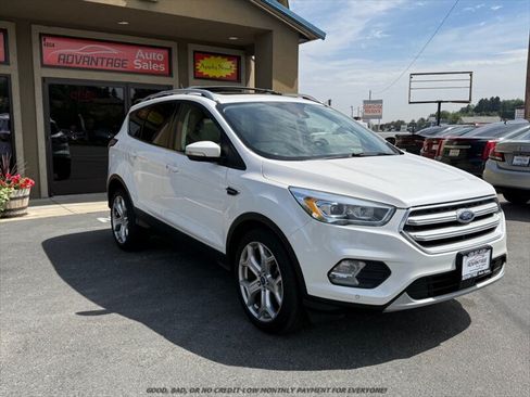 Used 2018 Ford Escape Titanium w/ Ford Safe & Smart Package AWD/4WD image 1