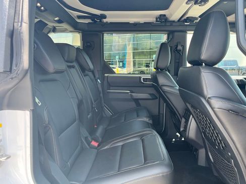 New 2026 Ford Bronco Badlands AWD/4WD image 8