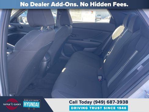 Certified 2025 Hyundai Elantra Sport image 18