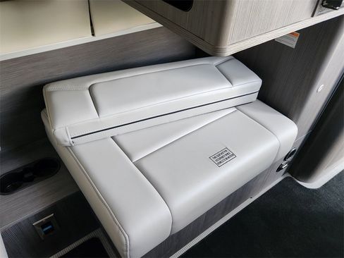 Used 2021 Mercedes-Benz Sprinter 144 Cargo image 25