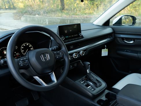 Certified 2025 Honda CR-V LX image 16