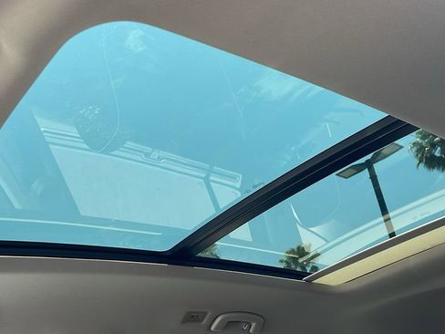 New 2025 Volkswagen Atlas SEL Premium R-Line image 28